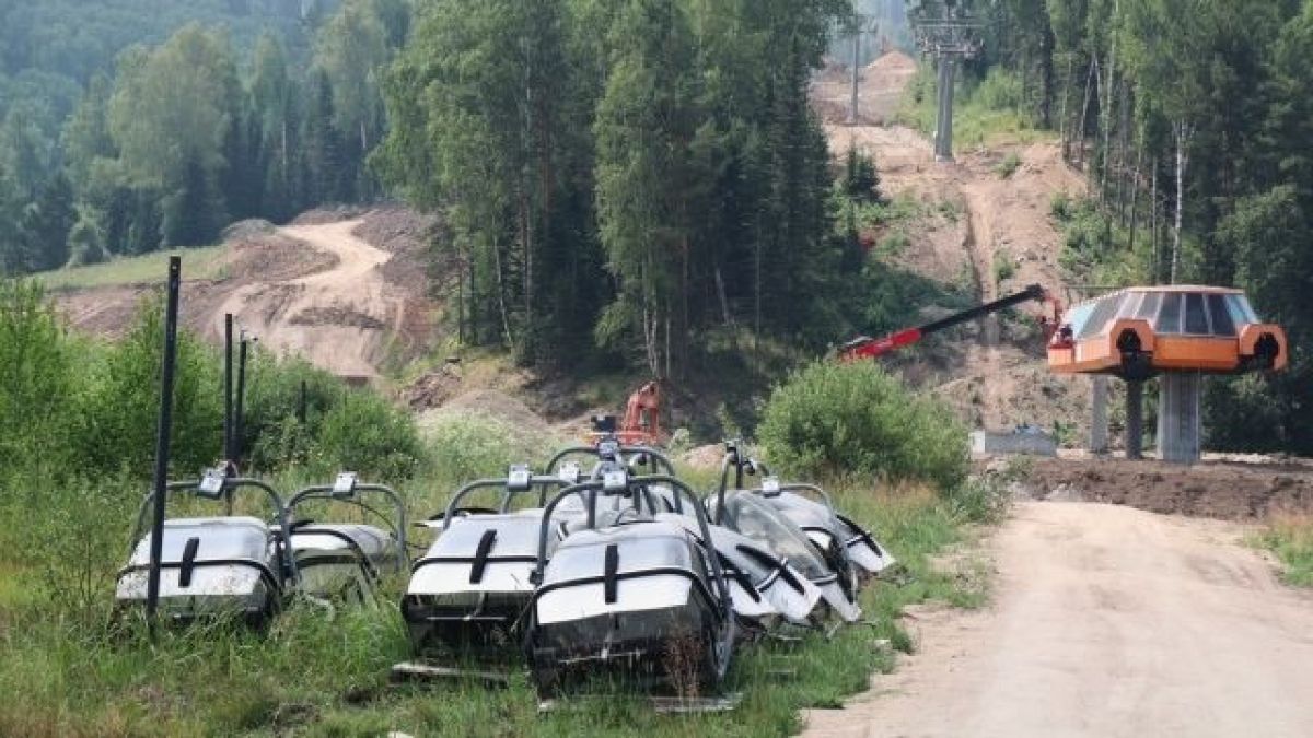 Строительство горнолыжного спуска на горе Глухариной