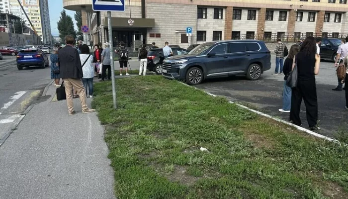 Здание Центрального районного суда Барнаула эвакуировали