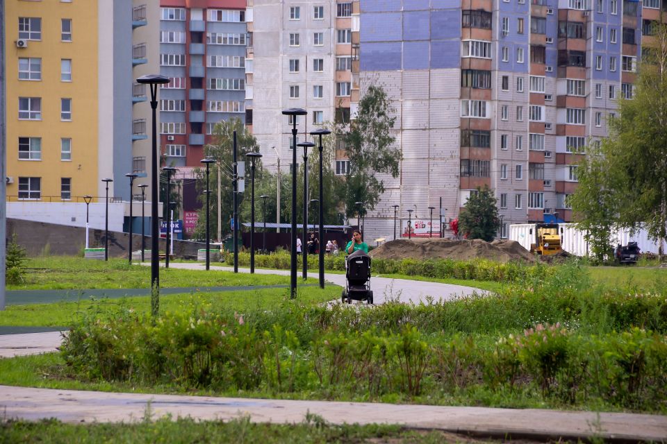 Территория парка на ул. Шумакова, 9
