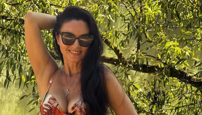 46-летняя звезда Не родись красивой показала фигуру на отдыхе