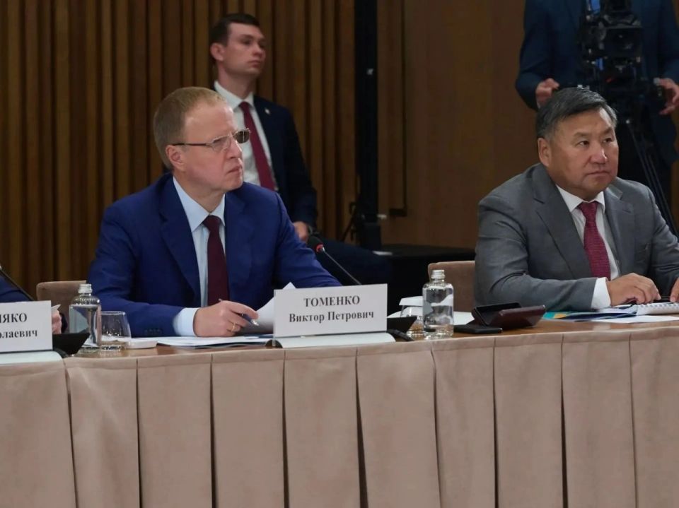 Совещание по развитию туризма и индустрии гостеприимства в РФ прошло в Республике Алтай