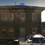 В историческом центре Барнаула снесут бревенчатый довоенный дом: ищут подрядчика