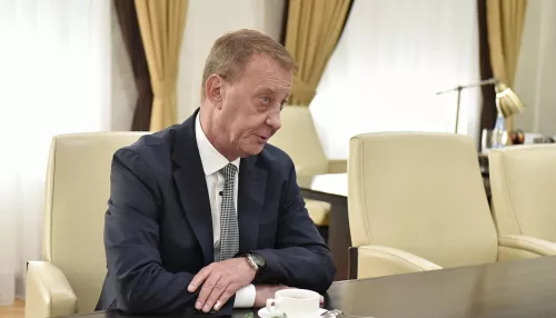 Глава Барнаула и Герой России Владимир Шаманов обсудили развитие города