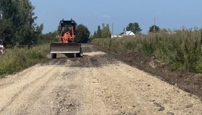 В Барнауле приступили к ремонту дороги между Березовкой и СНТ Луговое