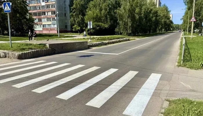 В Барнауле обновляют дорожную разметку: работы идут на десятках улиц