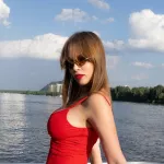 Полина Диброва ответила на критику эффектным образом и заявила о настоящей любви
