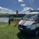 Спасатели напомнили купальщикам о правилах безопасности на барнаульских пляжах