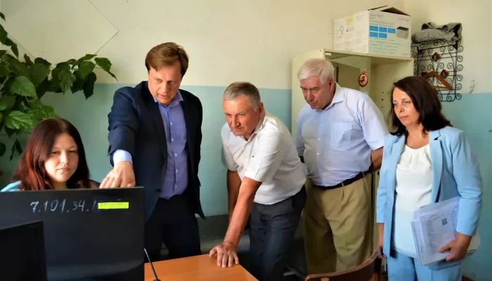 Медицина рядом: как в Алтайском крае улучшают систему здравоохранения в районах