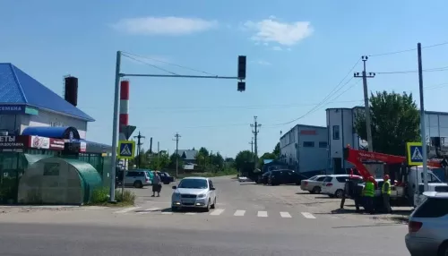 В Барнауле установят три новых светофора на аварийно опасных участках