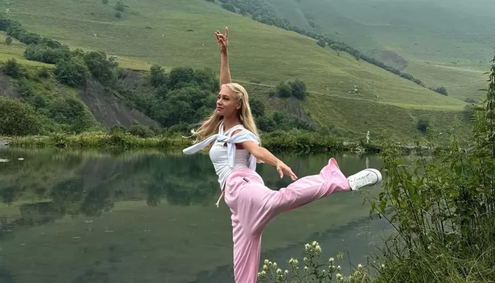 Километровые мурашки: Кристина Асмус впервые побывала в Северной Осетии. Фото