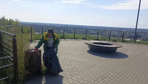 Разметка у школ и чистые остановки: бийские коммунальщики наводят в городе порядок