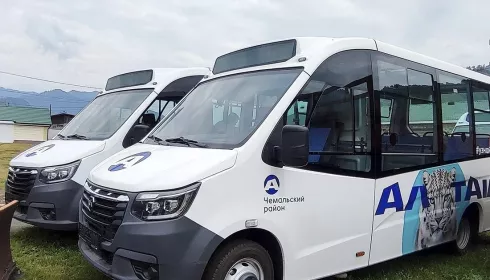 Чемальский район Республики Алтай получил три новых автобуса