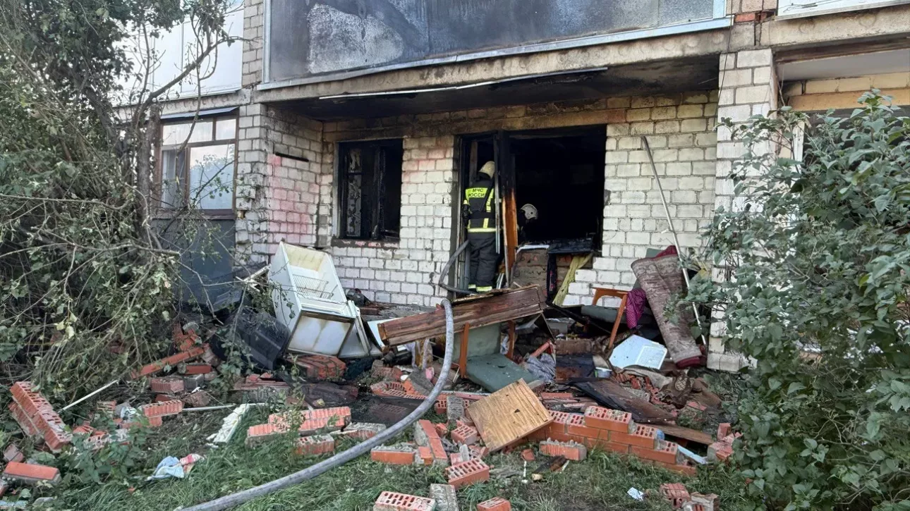 Следователи завели уголовное дело после взрыва газа в Славгороде: фото с места ЧП
