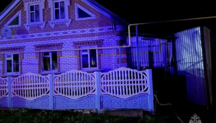 Пьяный мужчина поджег дом с родителями, женой и сыном в Татарстане: четверо погибли
