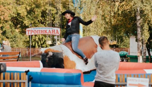 Фотопрогулка по барнаульскому парку Лесная Сказка