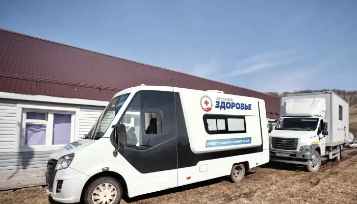 Автопоезд Здоровье отправился на второй круг по Республике Алтай