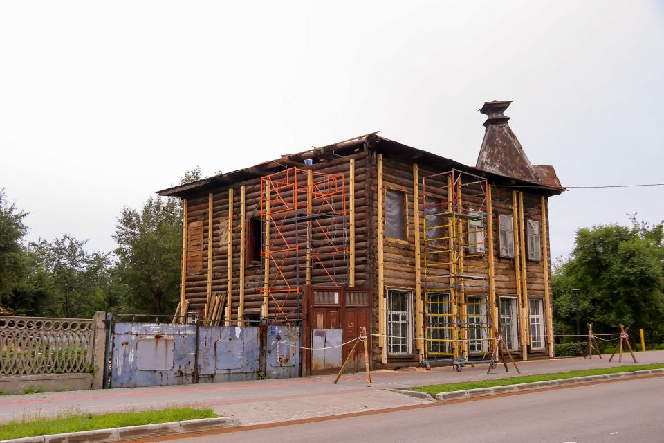 Дом по ул. Пушкина, 45 в Барнауле