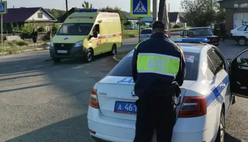 Автомобиль сбил 45-летнюю женщину на велосипеде в Бийске
