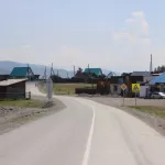 К учебному году: в Республике Алтай приводят в порядок дороги к школам и детсадам