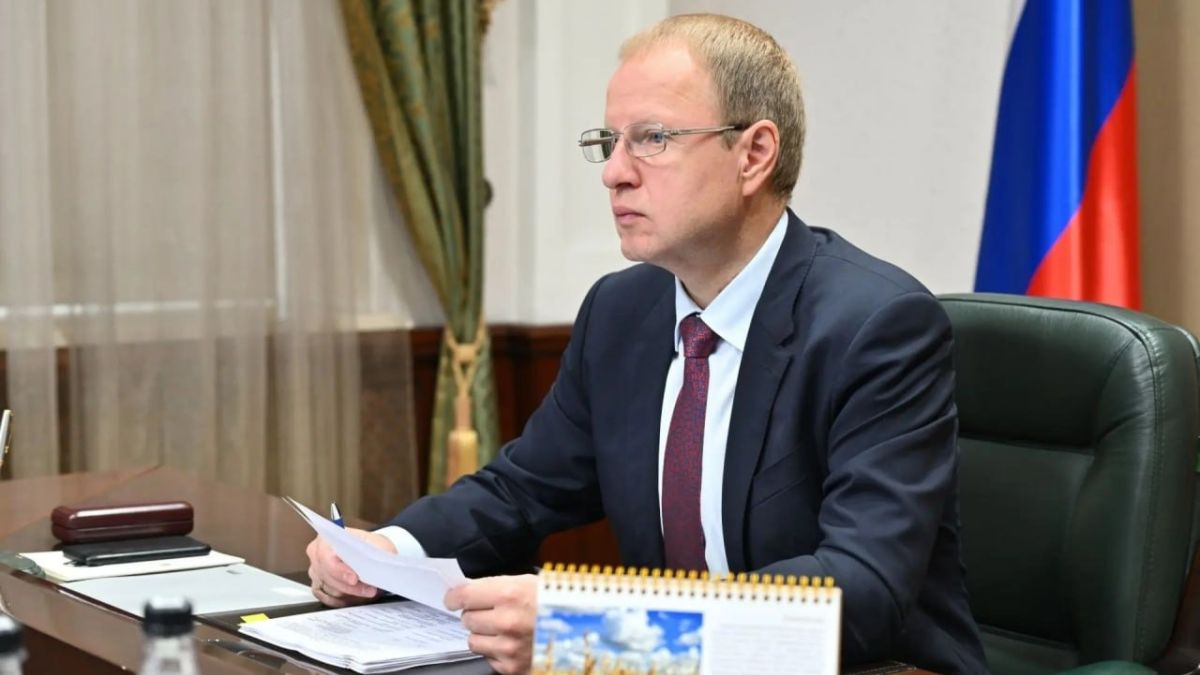 Виктор Томенко
