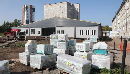 Новое приемное отделение БСМП №2 в Барнауле готово более чем на 70%