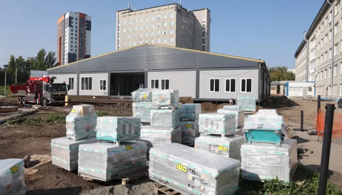 Новое приемное отделение БСМП №2 в Барнауле готово более чем на 70%