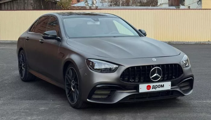 Прокачанный почти на миллион Mercedes продают в Горном Алтае. Фото