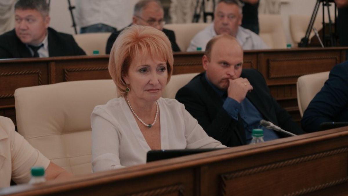 "Бегите в поле": депутат АКЗС Ирина Солнцева стала участницей ЧП с Boeing-767