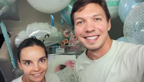 Художественная гимнастка Дина Аверина впервые стала мамой