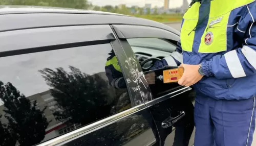 В Барнауле на рейде по прямотоку поймали пьяного водителя и четырех без прав