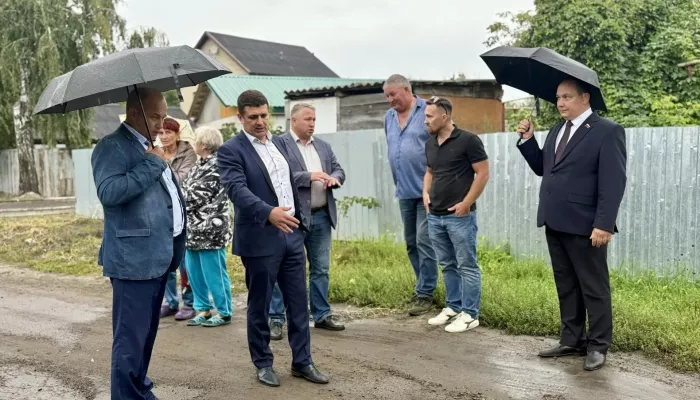 От личного приема до проекта: барнаульские депутаты помогают жителям решать проблемы