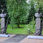 В Парке Победы Горно-Алтайска открыли бюсты Героев России