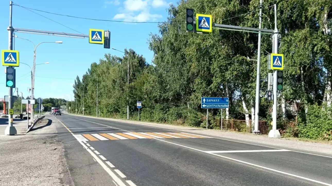 Дорожники отремонтировали более 60 км рубцовской трассы