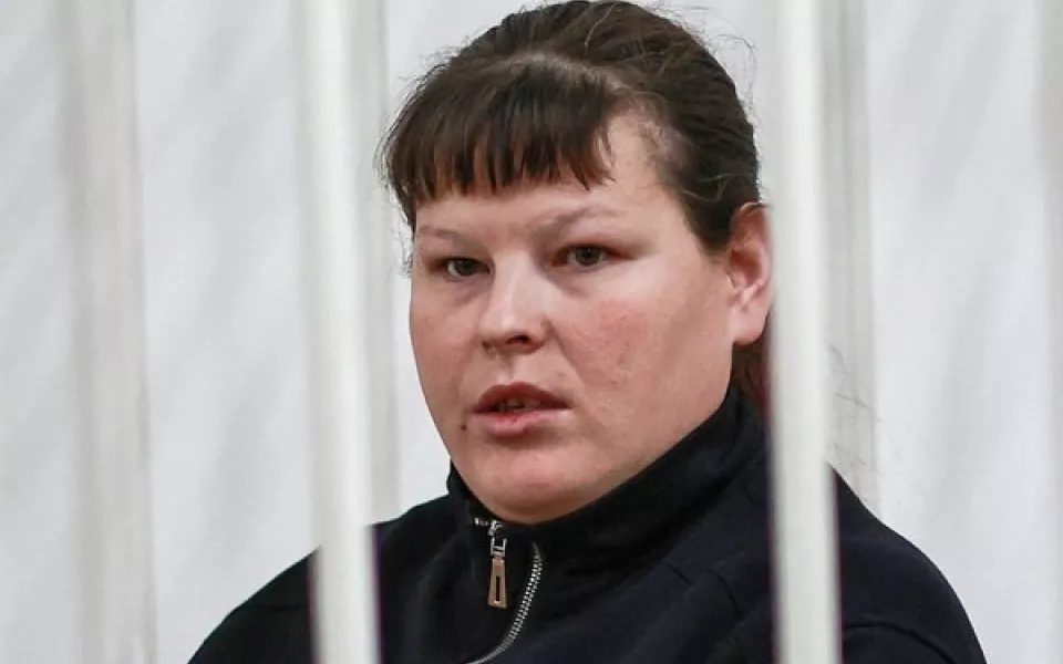 Мать обварила годовалую дочь кипятком и заставила выпить уксус: девочка скончалась