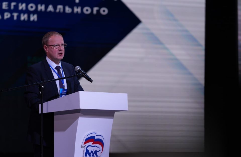 Виктор Томенко