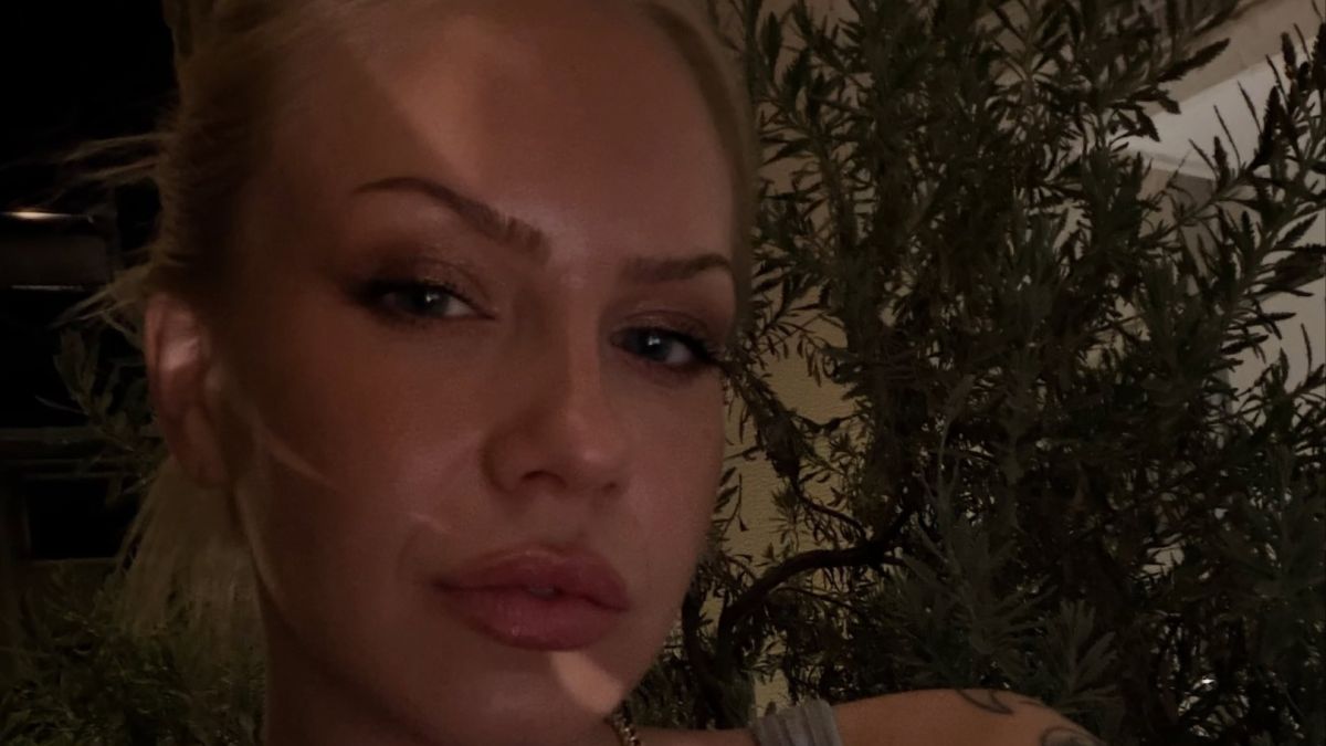 Оливия Орас