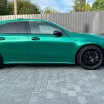 Изумрудный Mercedes в полиуретановой пленке продают в Барнауле за 6,5 млн руб. Фото
