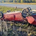 В Республике Алтай пьяный лихач без прав перевернул машину с девушкой