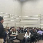 В школах Барнаула проводят беседы для профилактики деструктивных проявлений