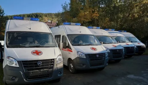 Республика Алтай получила пять новых автомобилей скорой медицинской помощи