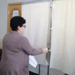 Наблюдатель вырвала клок волос зампреду УИК на Сахалине