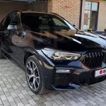 Спортивный BMW в бронепленке и керамике продают за 7,3 млн рублей в Барнауле. Фото