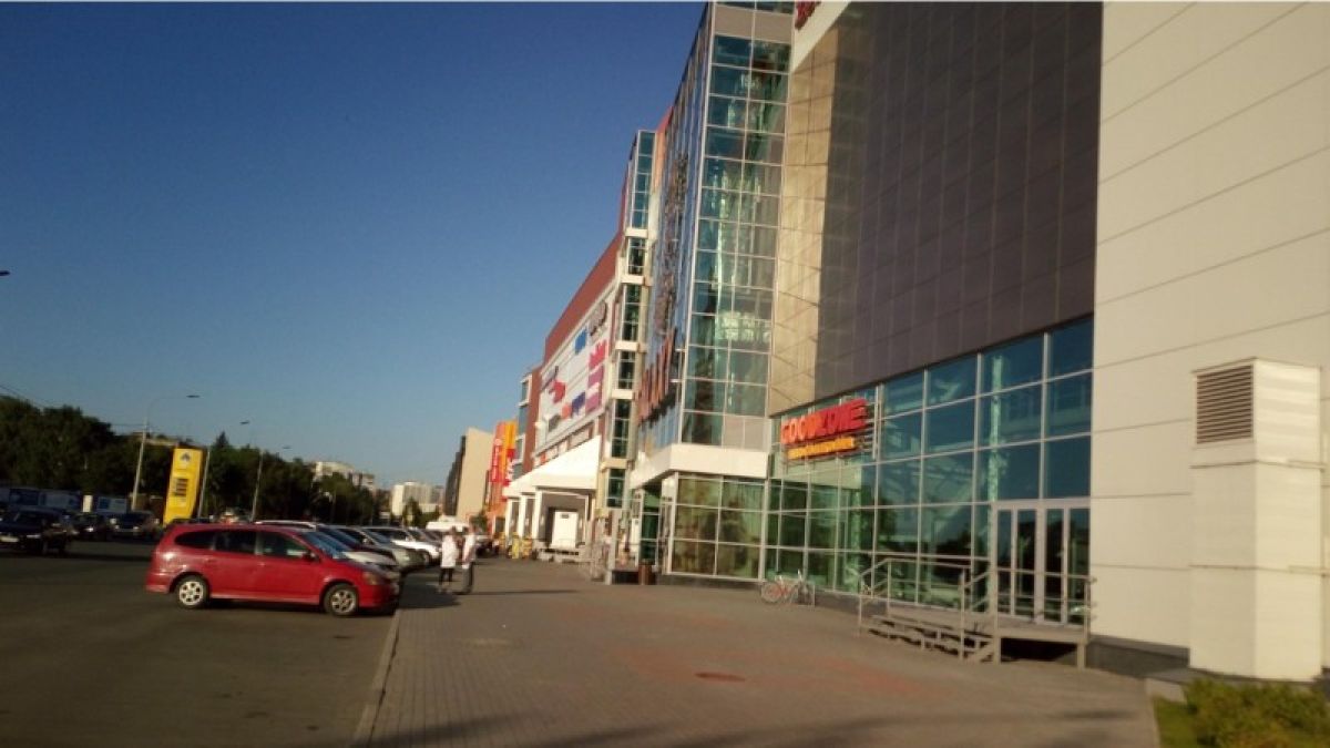 Участок под жилой комплекс продают за 805 млн рублей у ТЦ "Галактика" в Барнауле