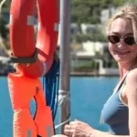 Оксана Акиньшина показала фигуру в купальнике после рождения сына