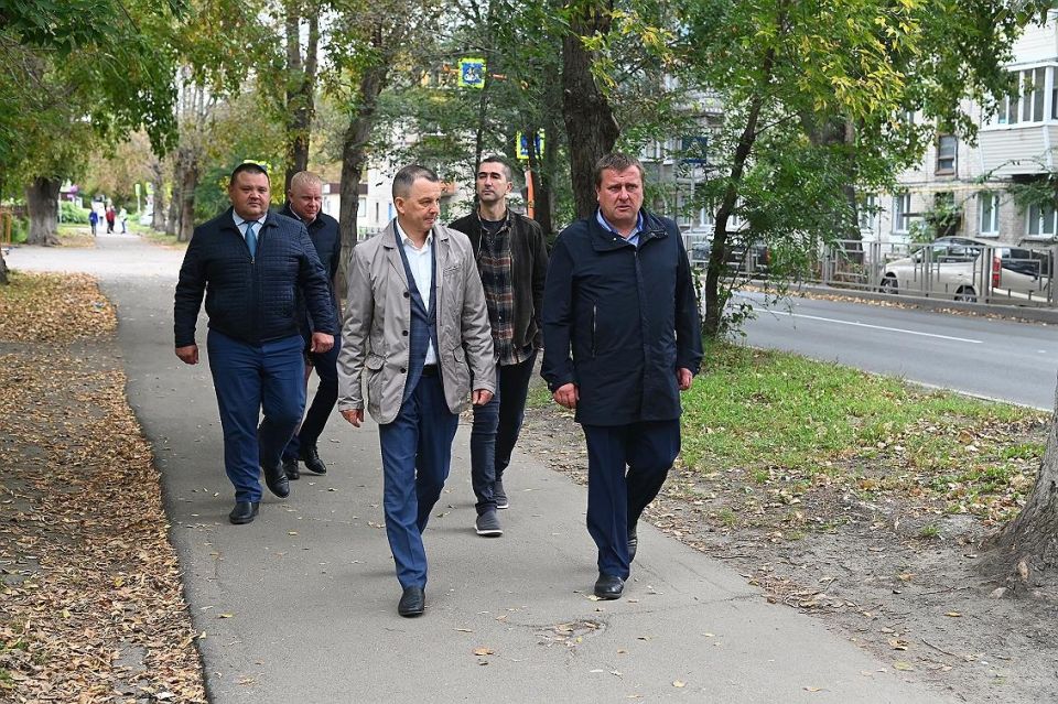 В Барнауле завершается дорожно-строительный сезон