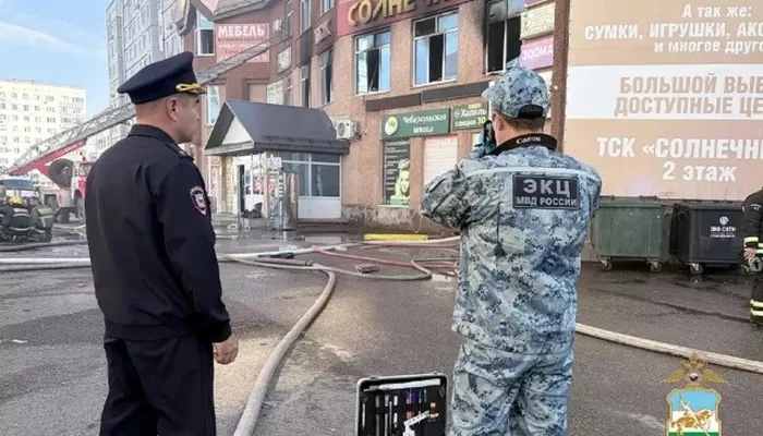 Водитель Газели спас двух девушек из горящего ТЦ в Стерлитамаке
