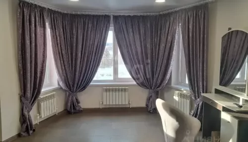 Особняк продают в Горном Алтае за 15 млн рублей из-за развода владельцев. Фото
