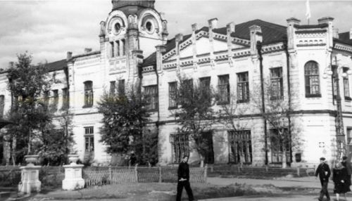 Барнаульский хронограф: работы Носовича, большая библиотека и Дом архитектора