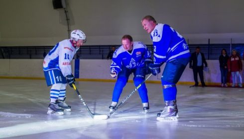 Виктор Томенко сыграет в хоккей против бывшего игрока сборной России по футболу