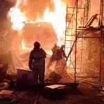 Три человека погибли при пожаре в частном доме в Алейске